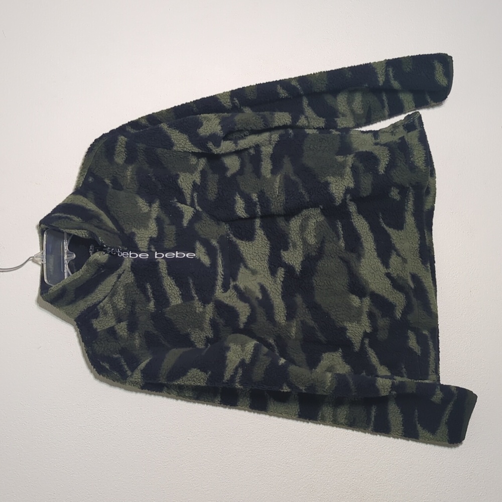 Bebe Sport Women's Fleece Sweatshirt Half Zip Camo Camouflage Green Black Medium